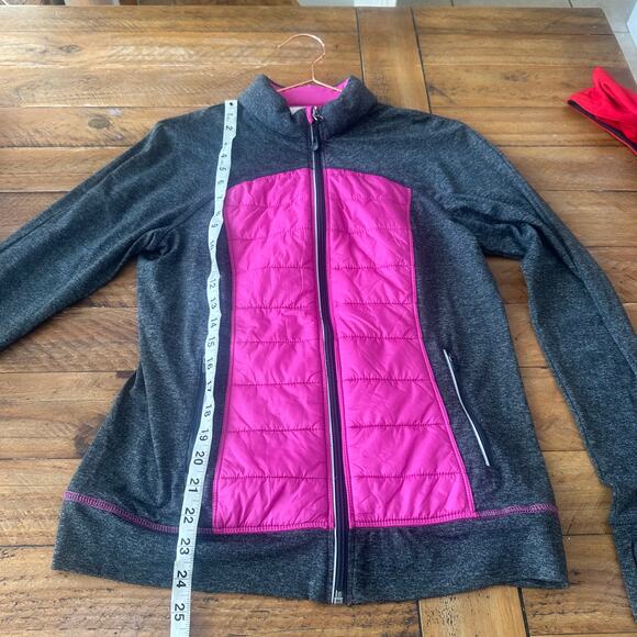 Fuda zip up coat with pockets size medium - Picture 4 of 5
